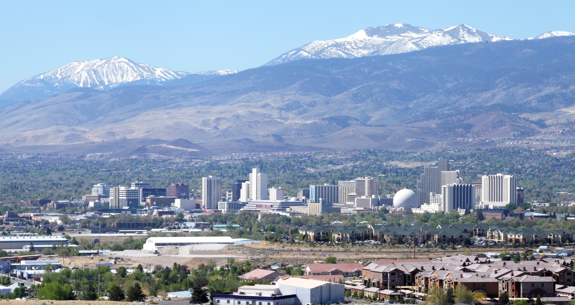 Entrata Photo Template x Cari